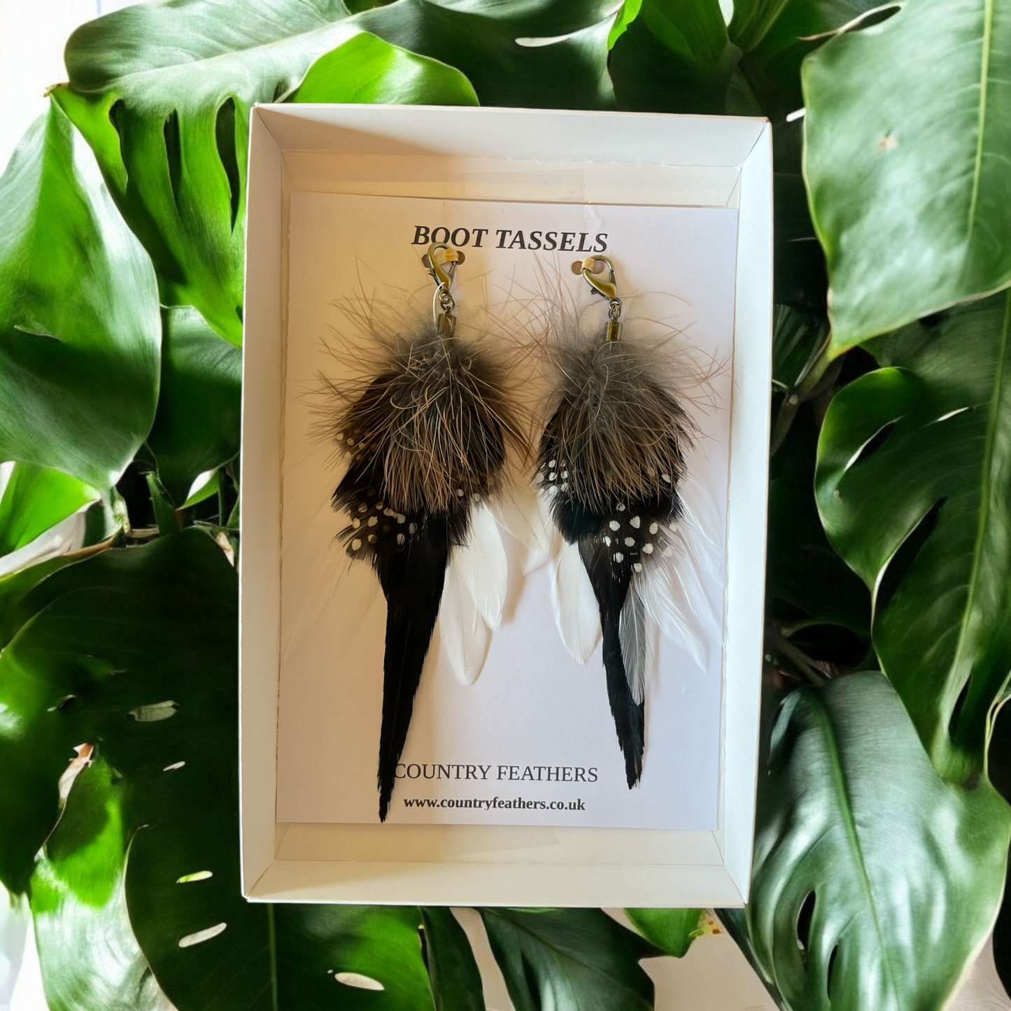 Black & White Feather Boot Tassels (CFB4113)