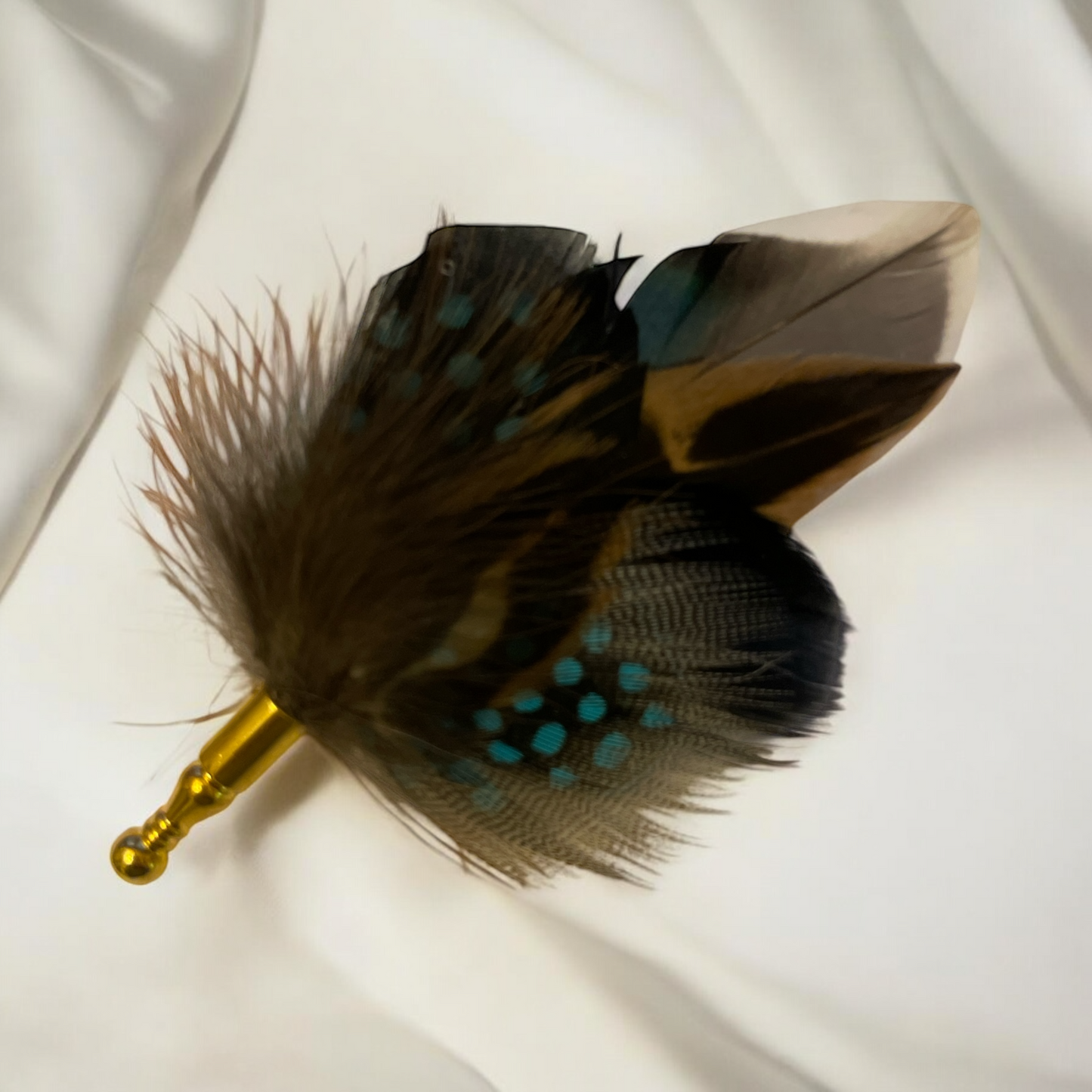 Turquoise & Natural Feather Lapel Pin (CFLP154)